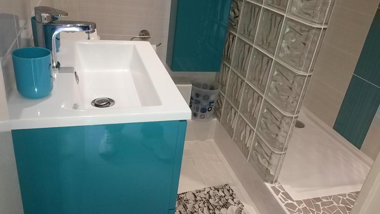 Pieds Dans L'eau Apartment